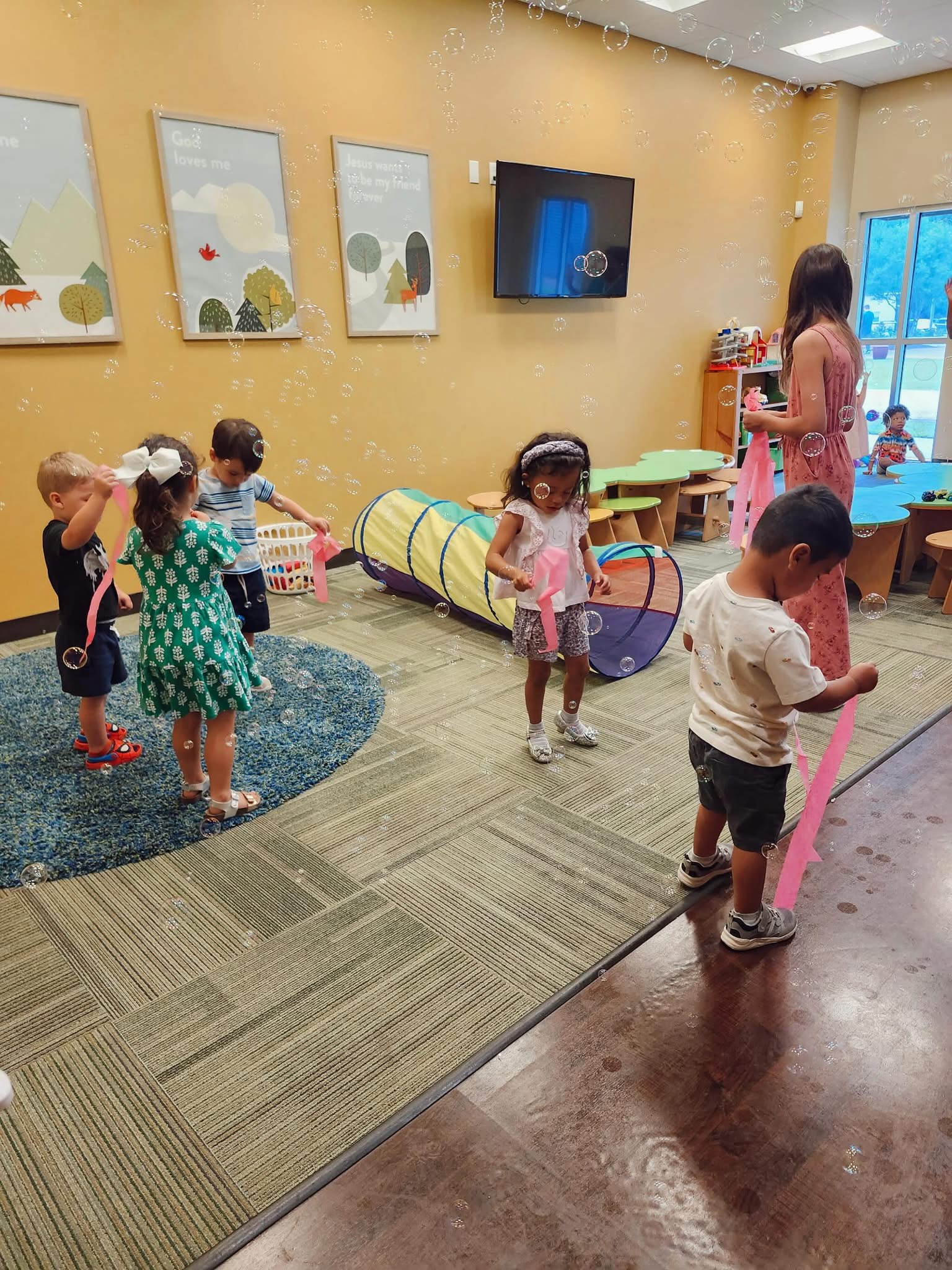 FALLS E 2.5 - 3.5 YEAR OLDS