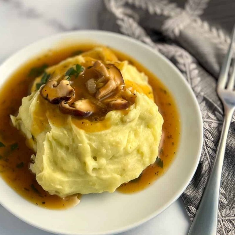 Vegan Mushroom Gravy