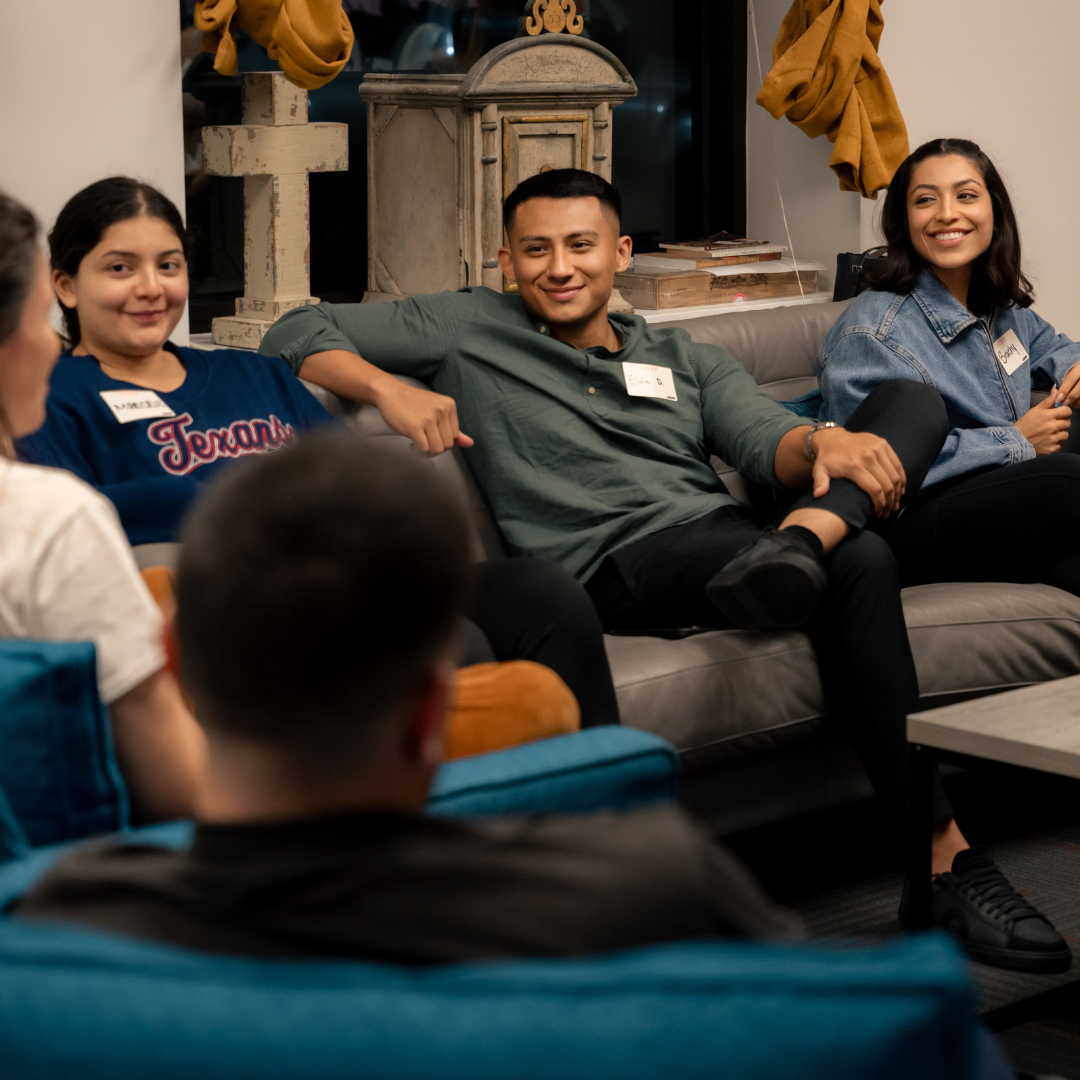 I want to meet new people and join a group.