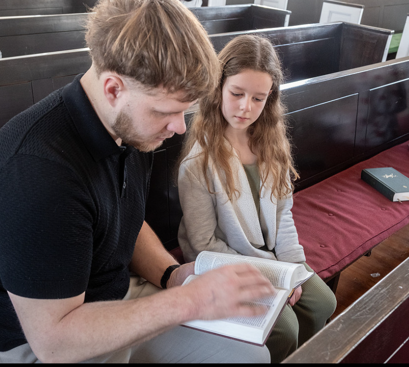 Sundays | 10:45 am Traditional Service