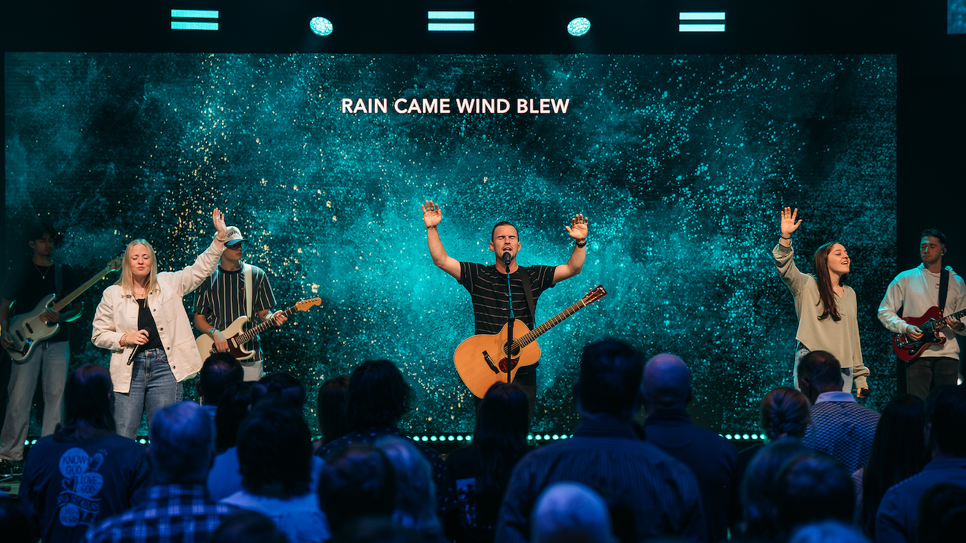 Bonny Oaks Services Sundays @ 8:00, 9:30, & 11:00 AM