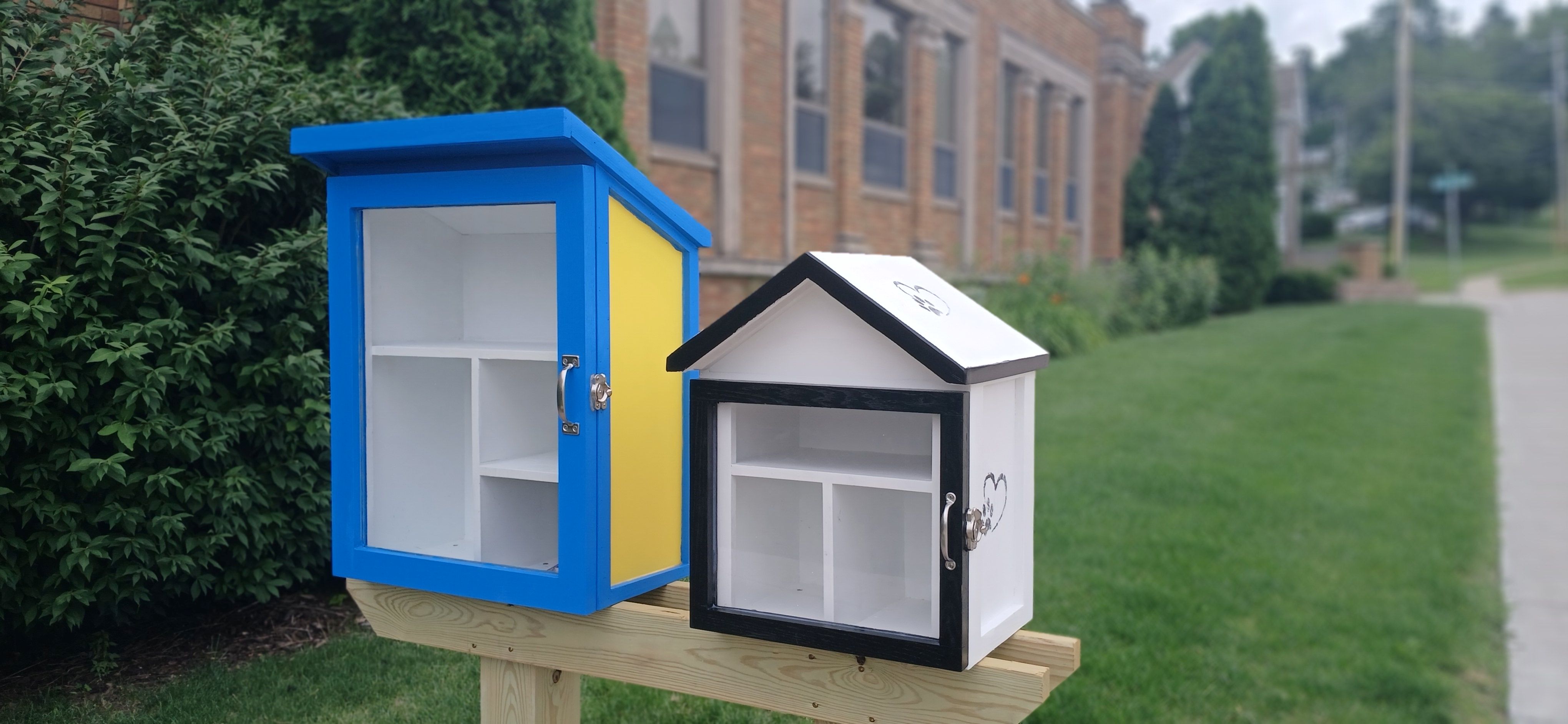 Little Free Food Pantry