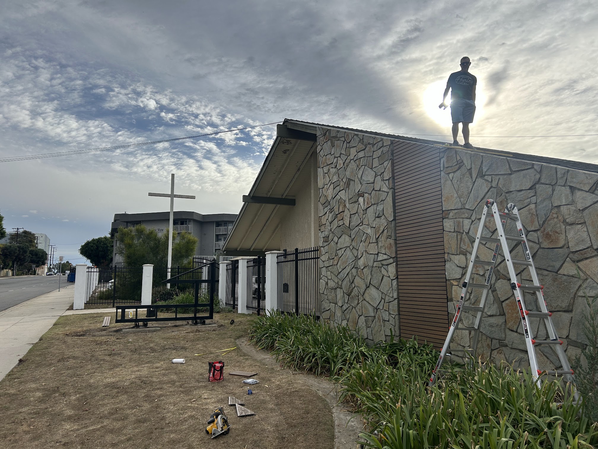 CAMPUS ROOF REPLACEMENT